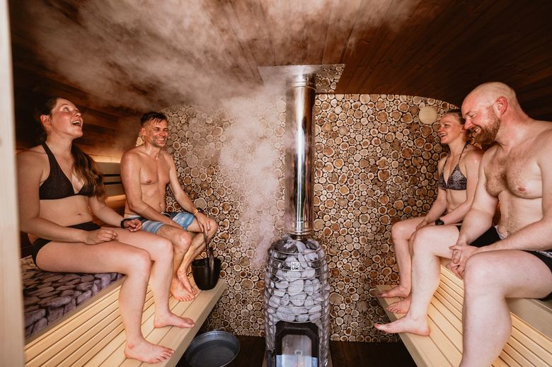 Что можно разместить в квартире: сравниваем форматы SPA-зон