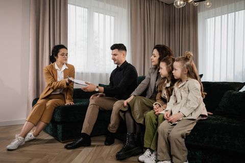 Какие документы и инструменты взять на приёмку коттеджа в ЖК «Мичуринский 34»?